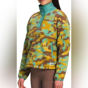 The North Face Cragmont 1/4 Snap Front Camo Fleece Jacket